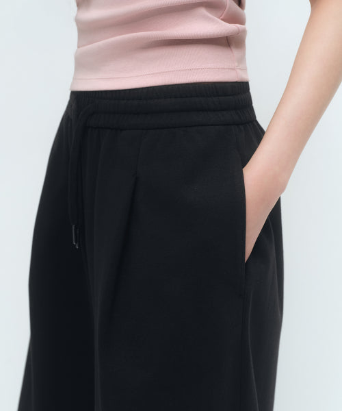 WOMENS ONE TUCK BERMUDA SWEAT PANTS #韓韶禧同款! - 4 COLORS BLACK