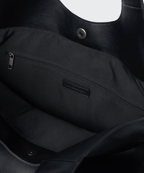 SYNTHETIC LEATHER ROUNDED SHOULDER BAG BLACK