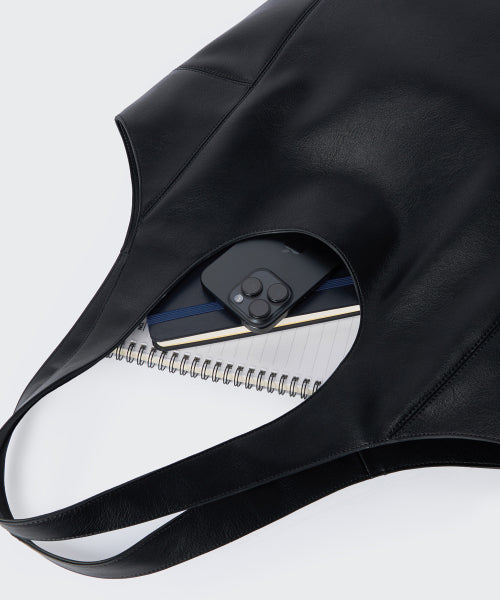 SYNTHETIC LEATHER ROUNDED SHOULDER BAG BLACK