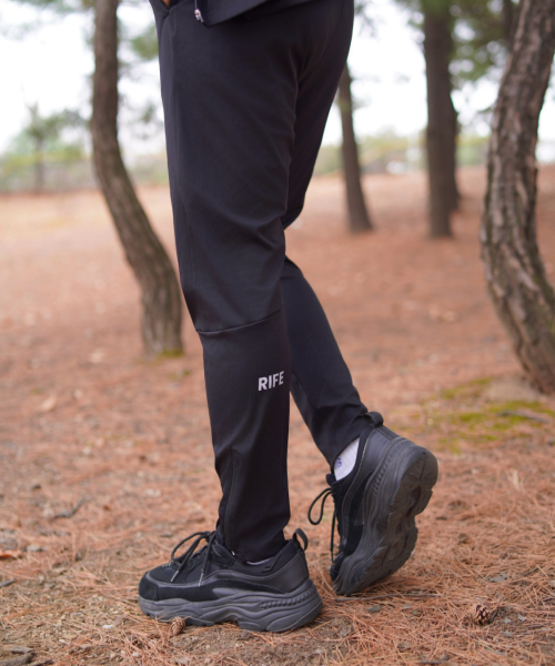 ALL-WEATHER STRETCH PERFORMANCE TRAINING PANTS AS SHOWN