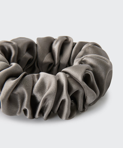 WOMENS SILK SCRUNCHIE LARGE #韓韶禧同款! - 3 COLORS GREY