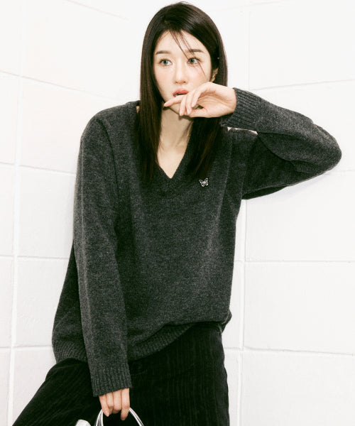 BUTTERFLY PATCH V-NECK KNIT #徐睿知同款! - 3 COLORS AS SHOWN