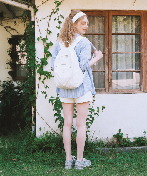 CURVED SHIRRING BACKPACK - 3 COLORS WHITE