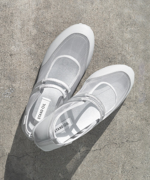 STRAP MARY JANE SNEAKERS · SILVER