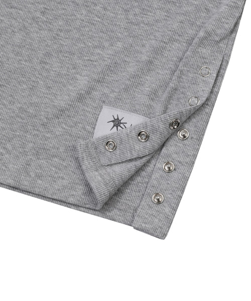 SORE SIDE BUTTON LONG SLEEVE TEE - 3 COLORS CHARCOAL