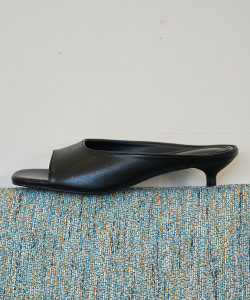 MIRA MODERN SQUARE HEEL BLACK