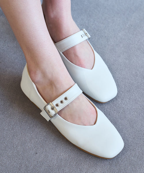BUCKLE MARY JANE FLAT SHOES WHITE