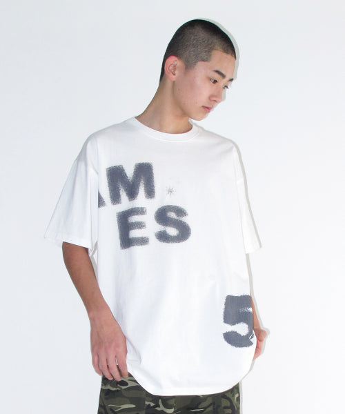 SPRAY 52 TYPO TEE - 3 COLORS WHITE