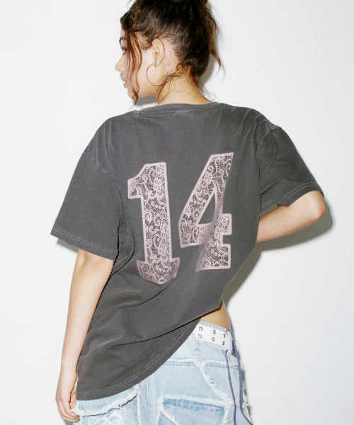 LACE LOGO TEE CHARCOAL - 2 COLORS