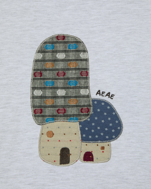 MUSHROOM APPLIQUE TEE - 2 COLORS LIGHT GREY