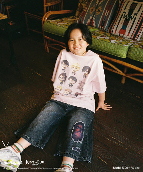 [ATTACK ON TITAN] SASAGEYO CHARACTER TEE - 2 COLORS