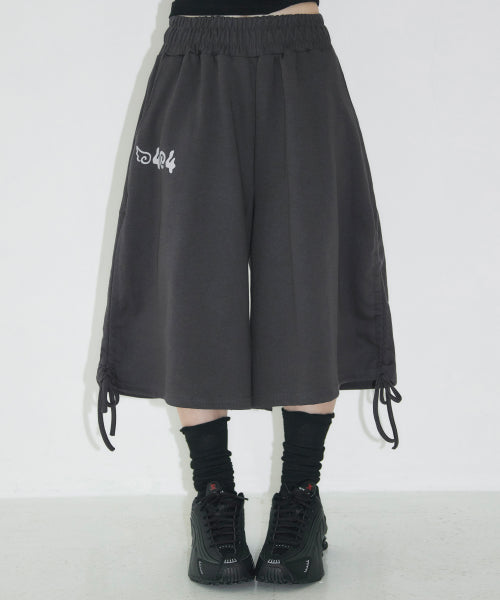 SIDE SHIRRING BERMUDA SWEAT PANTS - 2 COLORS CHARCOAL