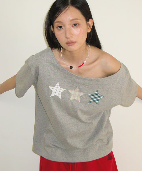 3 STAR APPLIQUE OFF SHOULDER T SHIRT - 2 COLORS GREY