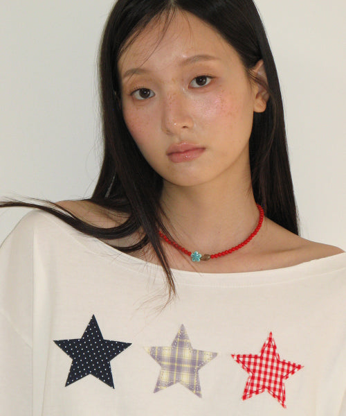 3 STAR APPLIQUE OFF SHOULDER T SHIRT - 2 COLORS WHITE