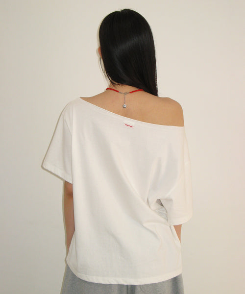 3 STAR APPLIQUE OFF SHOULDER T SHIRT - 2 COLORS WHITE