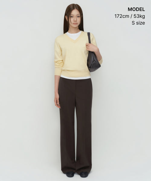 WOMEN'S ESSENTIAL V-NECK KNIT - 9 COLORS CREAM