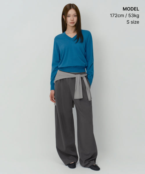 WOMEN'S ESSENTIAL V-NECK KNIT - 9 COLORS BLUE