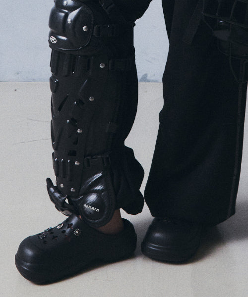 HAYDEN CLOG BLACK