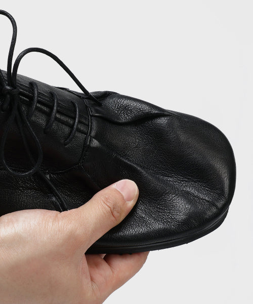 VIBRAM SHIRRING DETAIL DERBY BLACK