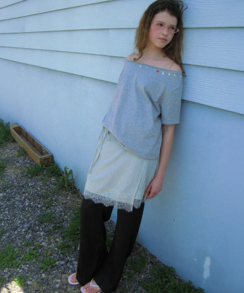 PONY BUTTON OFF SHOULDER T SHIRT - 2 COLORS GREY