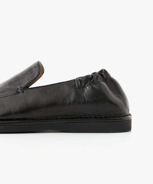 GANT LEATHER SLIP-ON BLACK
