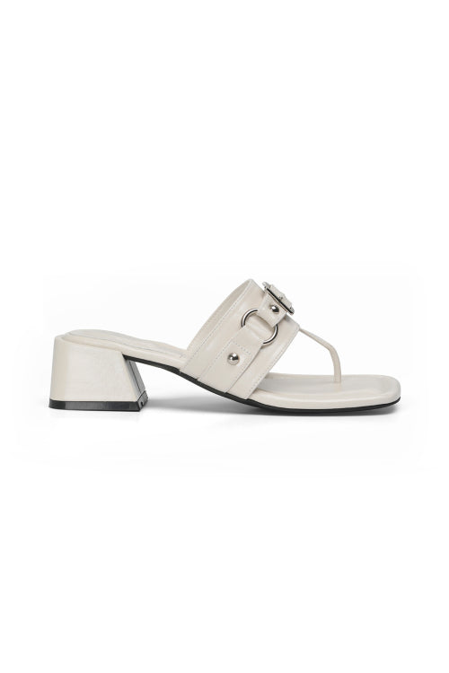 STUD SQUARE FLIP FLOP - 3 COLORS WHITE