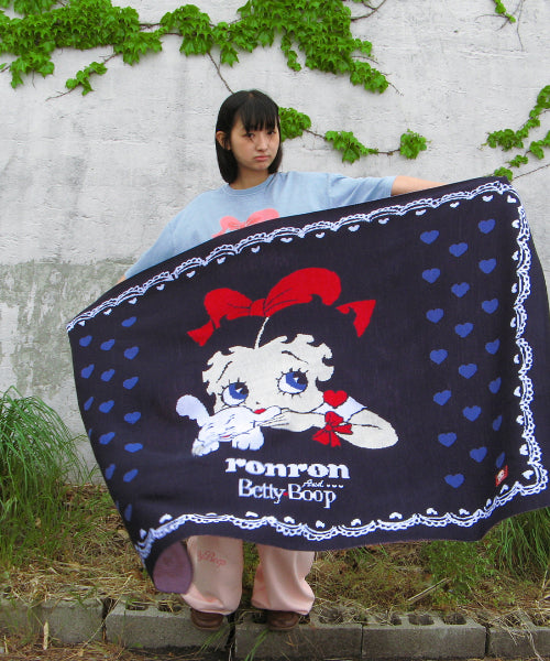 RONRON BETTY BOOP HEART LACE BLANKET - NAVY 3