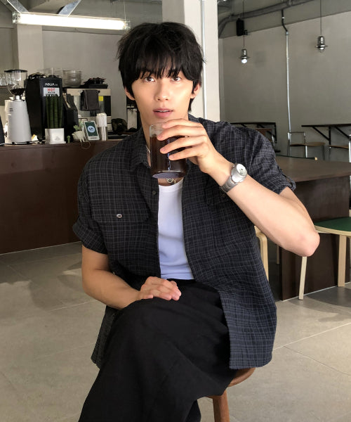 ROLL-UP TWO POCKET CHECK HALF SHIRT BLACK