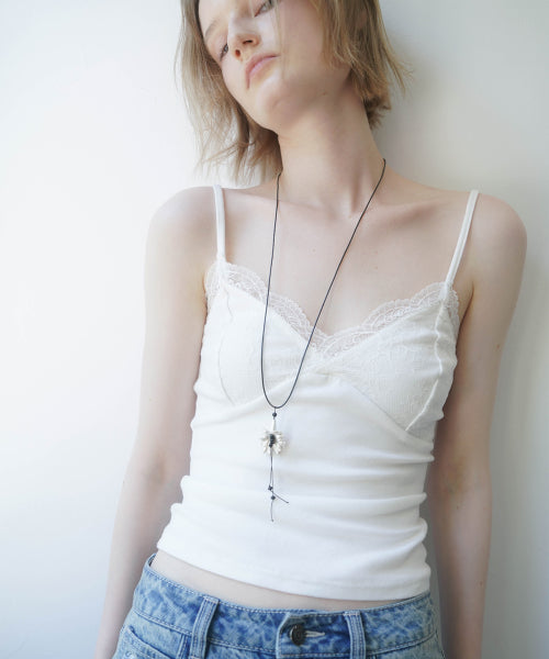 HAZE LACE SLEEVELESS TOP - 3 COLORS WHITE