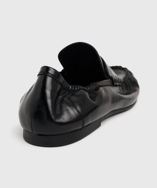 UNIFORM PLEATS BANDING LOAFER BLACK