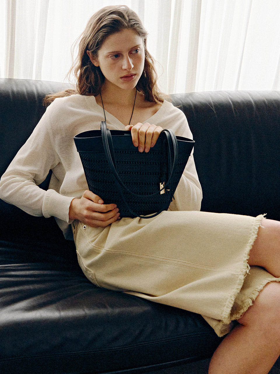 LEA SHOULDER BAG BLACK