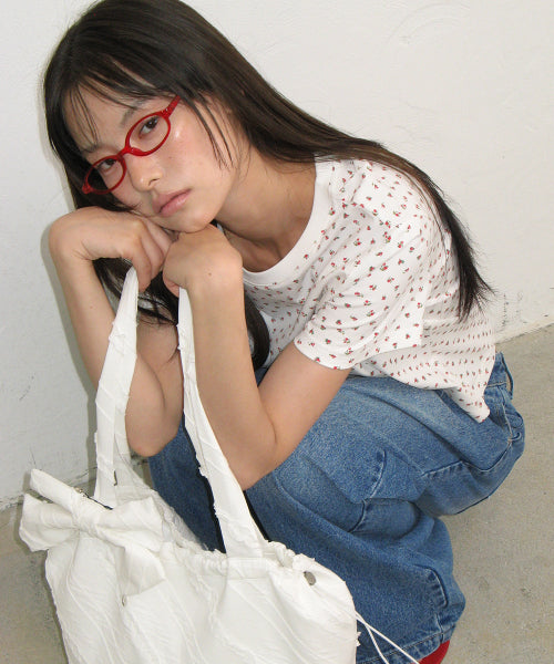 FLORAL MINI LABEL CROP SHORT SLEEVE - 2 COLORS WHITE