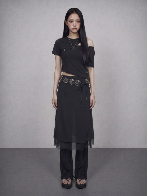 GLAM SNAP DETAIL ROUND NECK TEE BLACK
