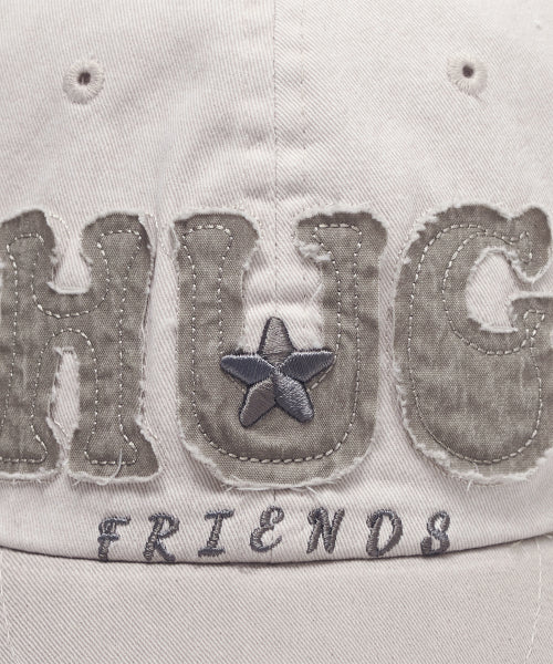 HUG FRIENDS CAP BEIGE