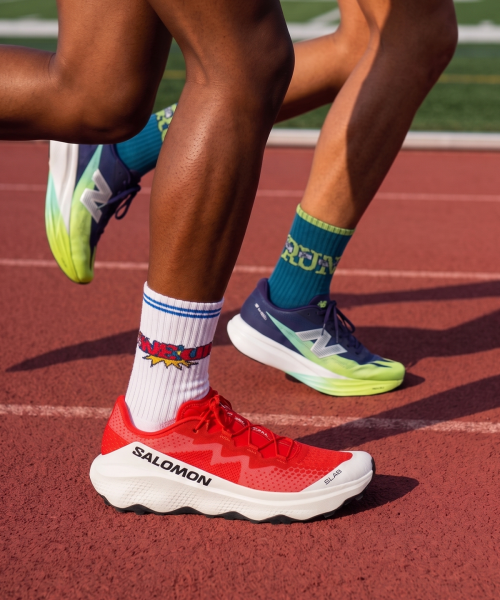 CUSHIONING RUNNING CREW SOCKS - NEVER GIVE UP AS SHOWN