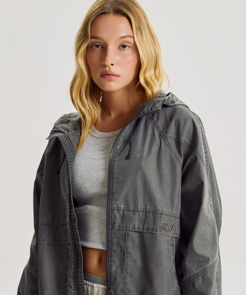 WOMEN ALLDAY WASHED HOODED WINDBREAKER - 2 COLORS D/CHARCOAL