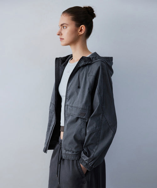 WOMEN ALLDAY WASHED HOODED WINDBREAKER - 2 COLORS D/CHARCOAL