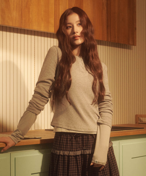 WOMAN HENLEY EYELET LONG SLEEVE #SANA同款！ - 2 COLORS BROWN