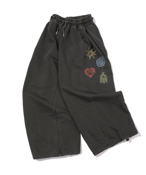 ETHNIC SYMBOL PIGMENT SWEATPANTS - 2 COLORS SMOKE BLACK
