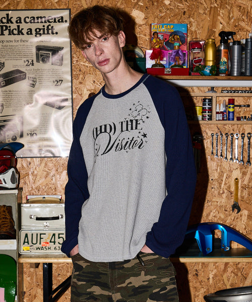 THE VISITOR WAFFLE RAGLAN LONG SLEEVE - 2 COLORS GREY