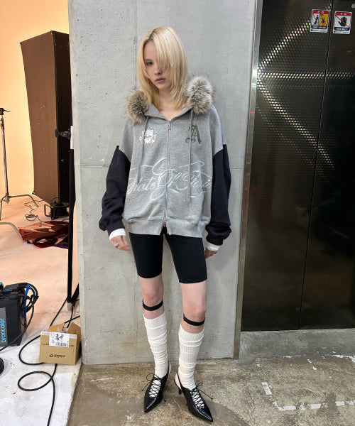 VARSITY ZIP HOODIE - 2 COLORS GREY