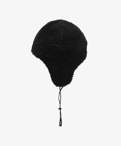 FLUFFY EARMUFF BEANIE BLACK
