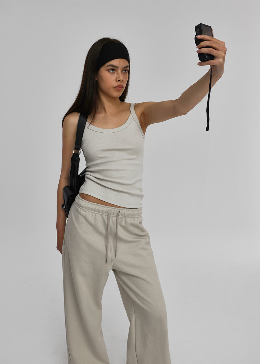 STANDARD WIDE U-NECK TANK 1