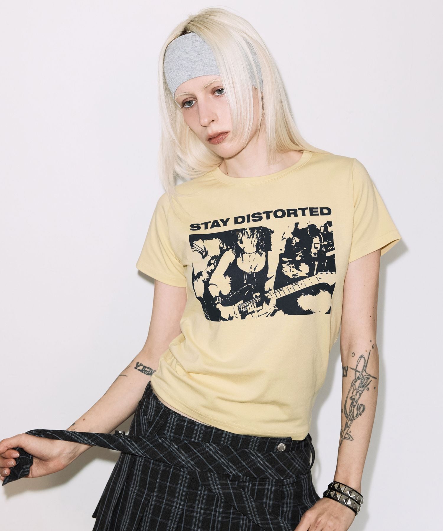 DISTORT CLUB TEE - 2 COLORS YELLOW 2