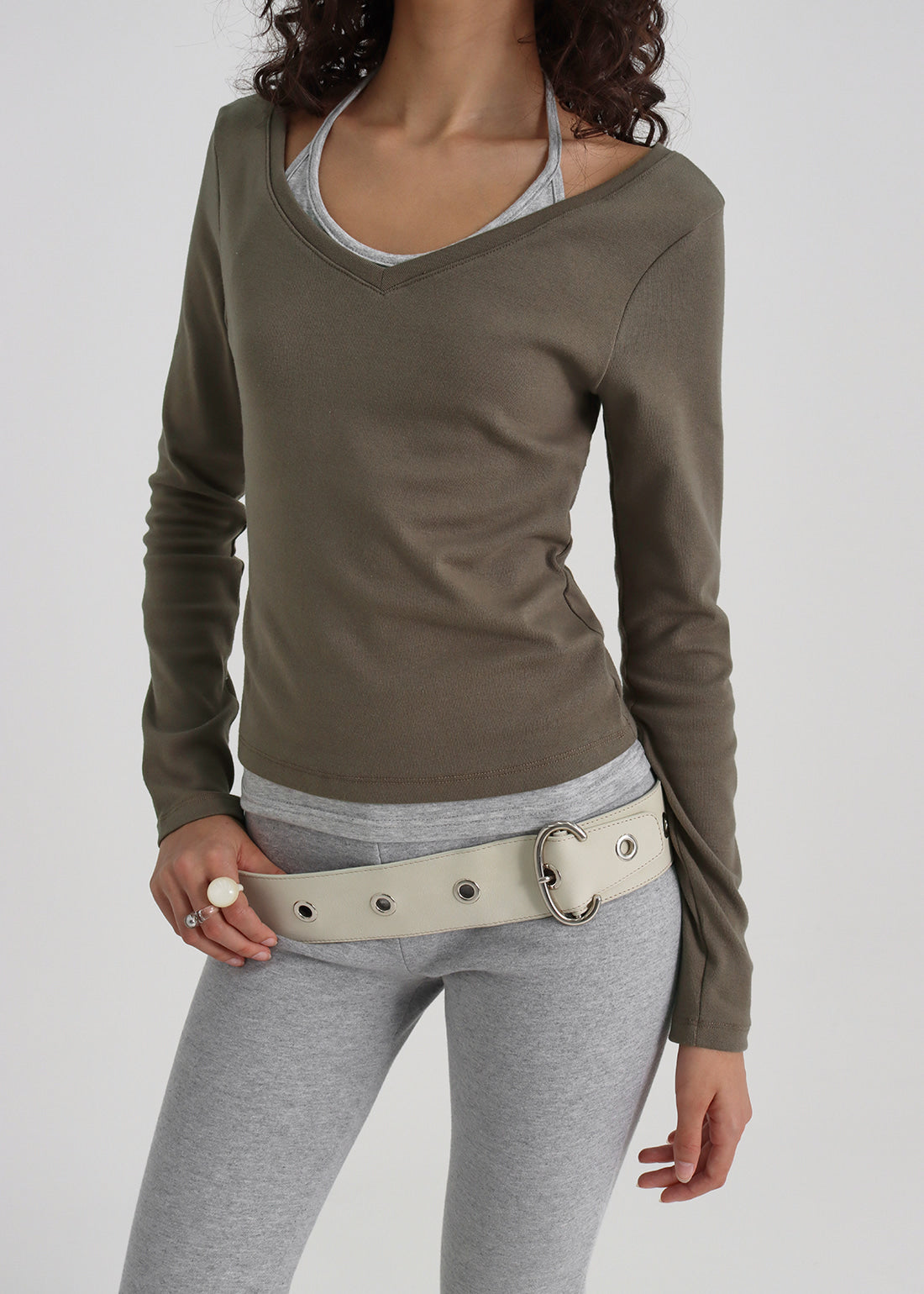 SOFT COTTON V-NECK LONG SLEEVE TEE 5