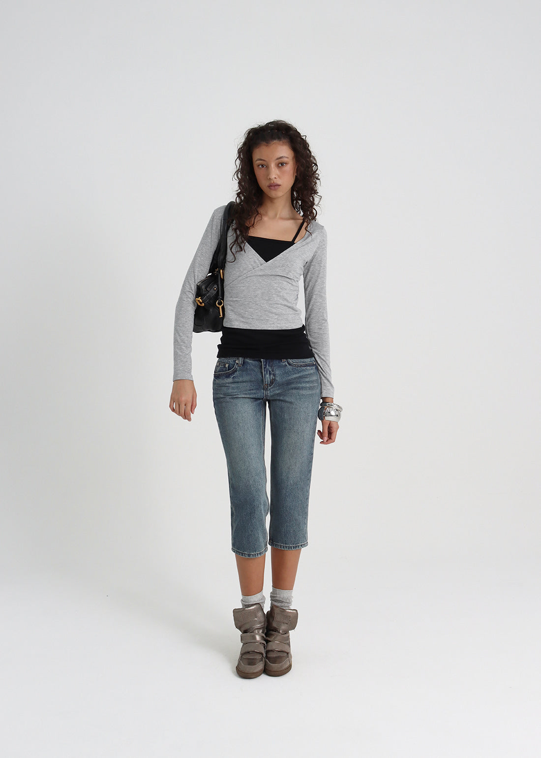STRETCH DEEP V-NECK WRAP LONG SLEEVE TEE 7