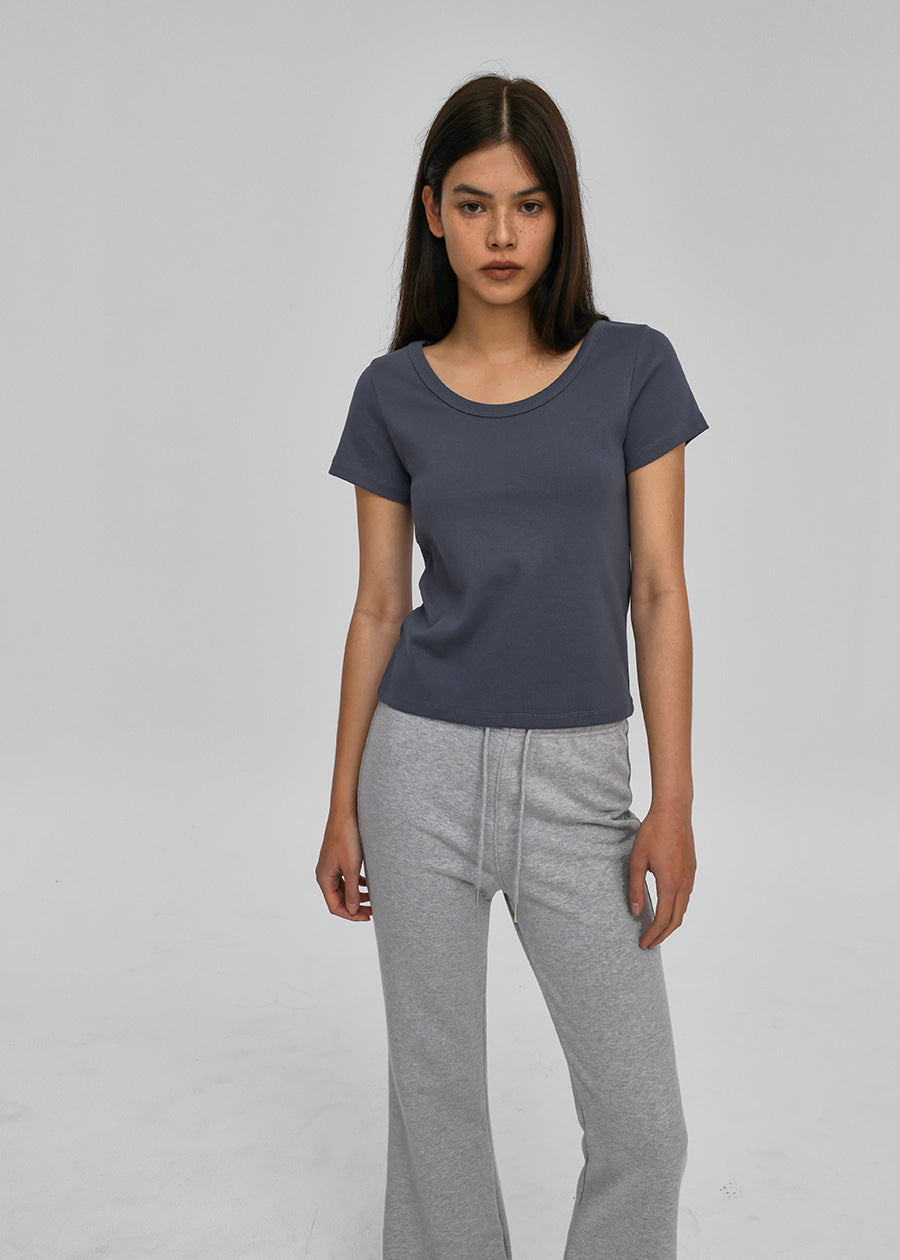 STANDARD U-NECK SHORT SLEEVE TEE 2