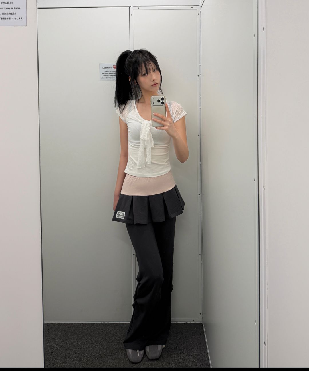 LACE RIBBON CONTRAST T-SHIRT
