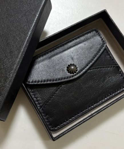 REAL LEATHER CONCHO CARD WALLET
