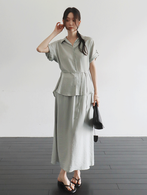 MOISTURE SKIN-FIT TEE additional
